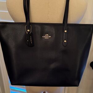 Coach Navy Tote Bag Purse with Gold Accents